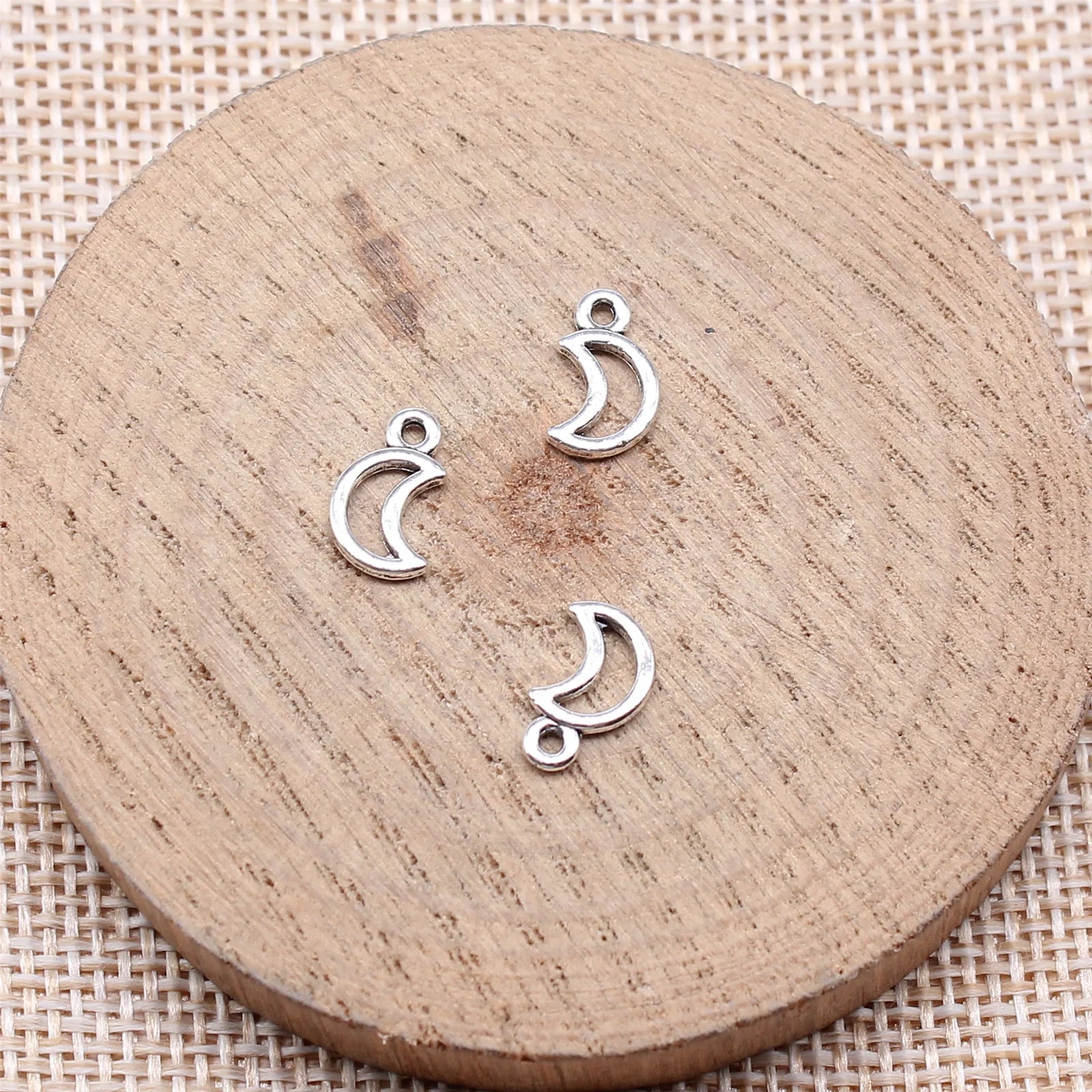 10x6mm 0.23g Antique Silver Tone Zinc Alloy Hollow Moon Charm Pendant for DIY Celestial Jewelry Making