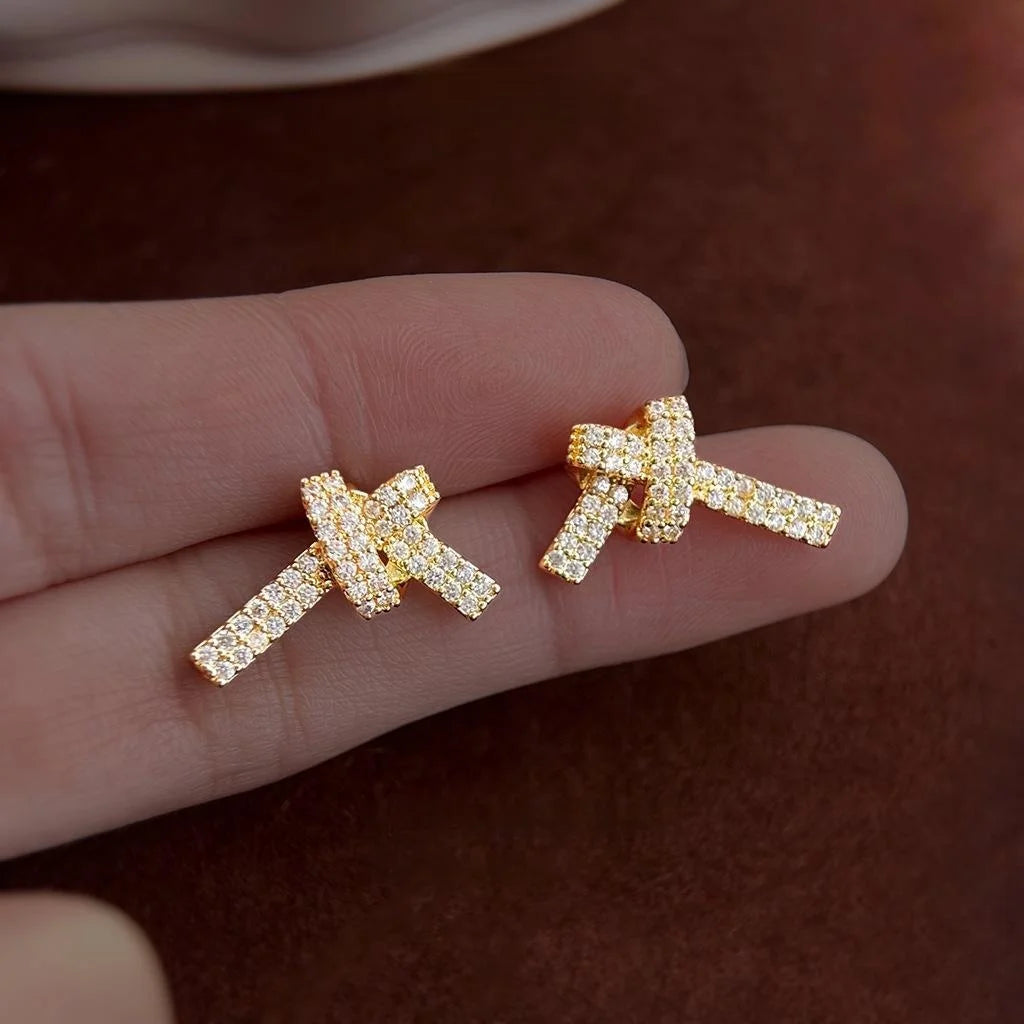 High-End Copper Micro Pave Zircon Bow Knot Stud Earrings For Women Electroplated Line Design