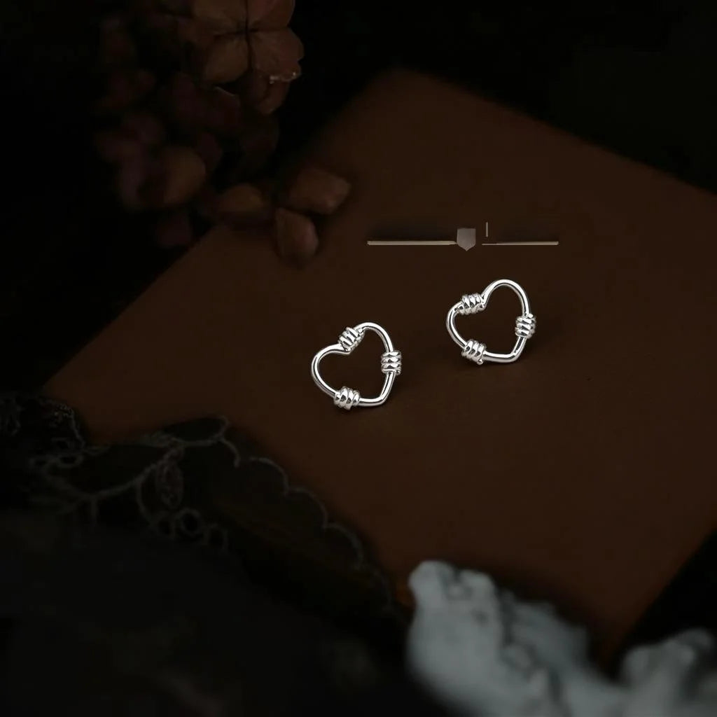Minimalist Copper Knot Hollow Heart Stud Earrings Versatile Commuter Fashion Jewelry