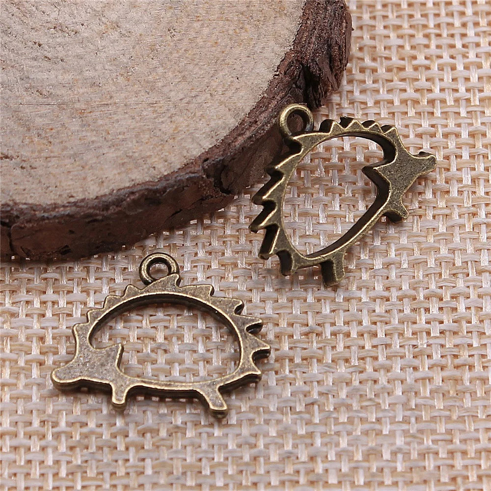 17x21mm 1.4g Multicolor Zinc Alloy Hollow Hedgehog Charm Pendant for Necklace Bracelet Making