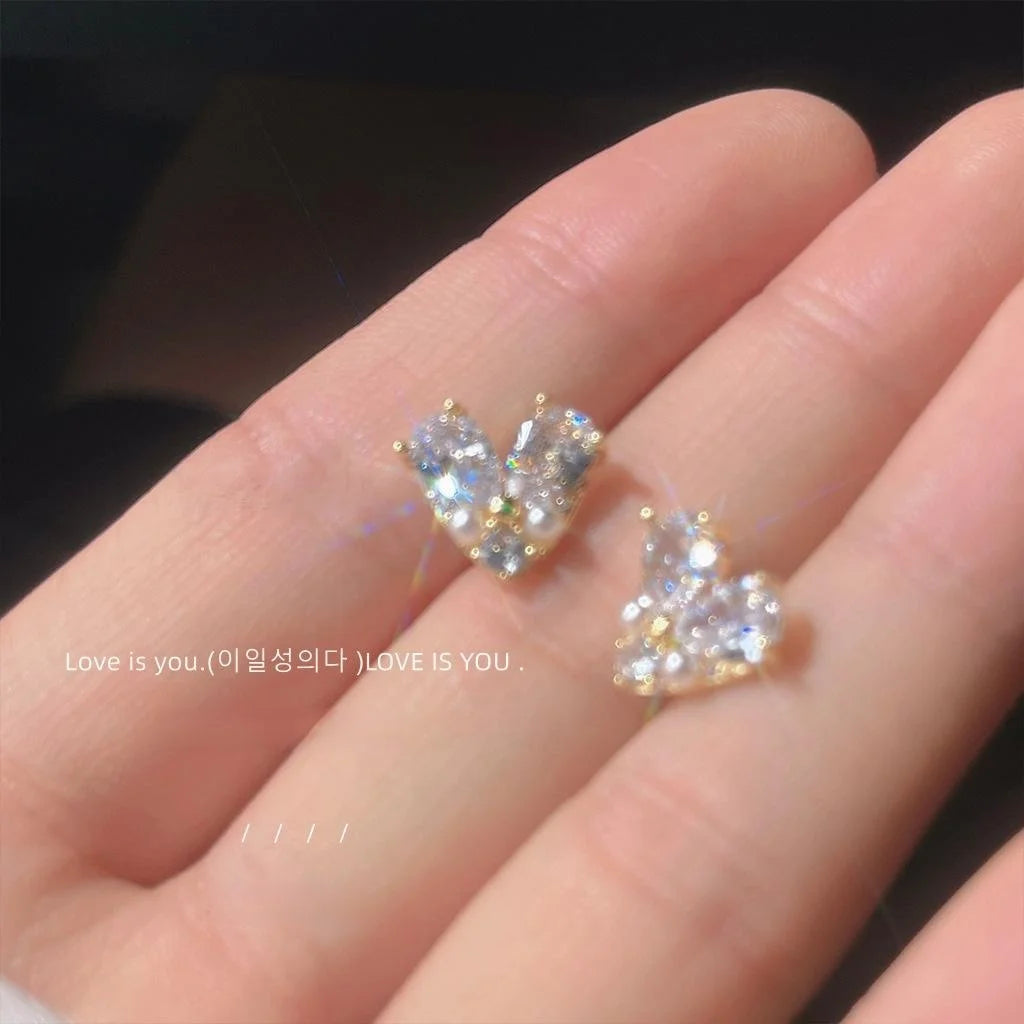 Micro Pave Zircon Heart Stud Earrings For Women Copper Sweet Minimalist Commuter Jewelry