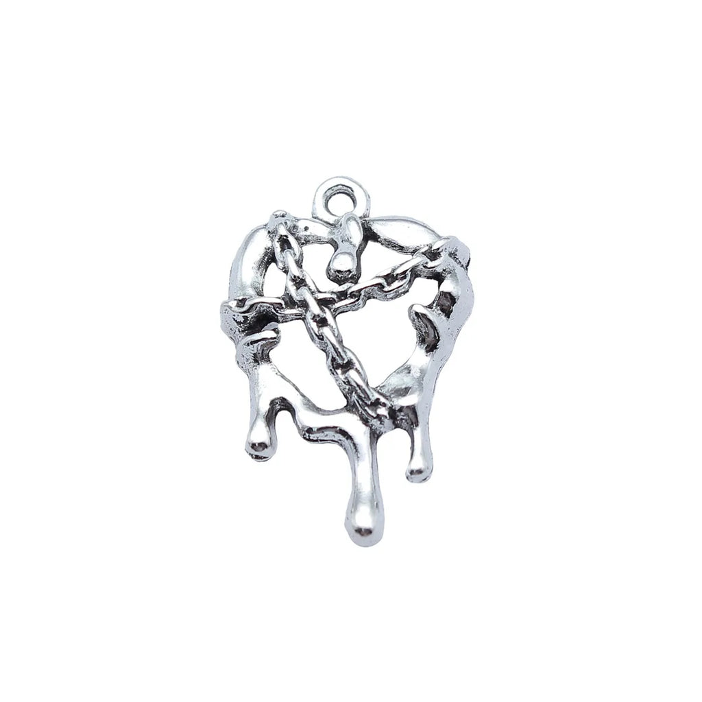 32x20mm 3.3g Antique Silver Zinc Alloy Gothic Bleeding Chain Heart Charm Pendant for Necklace Bracelet Jewelry Making