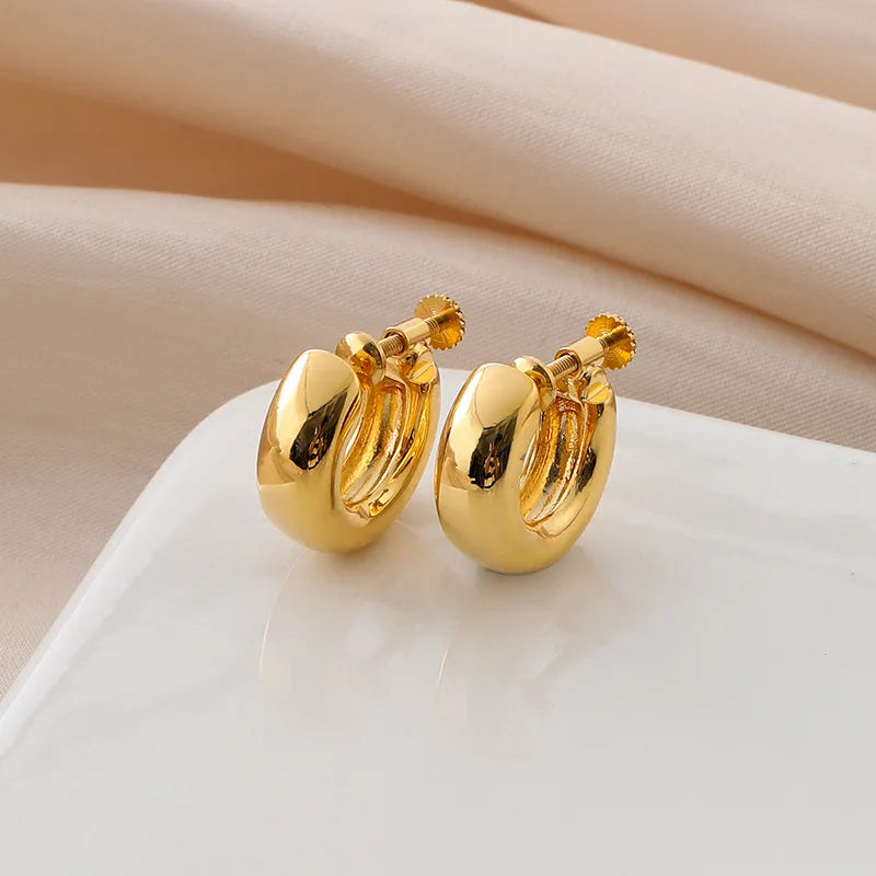 Elegant Gold Alloy Geometric Round Spiral Hoop Stud & Clip On No Piercing Minimalist Ear Cuff Earrings