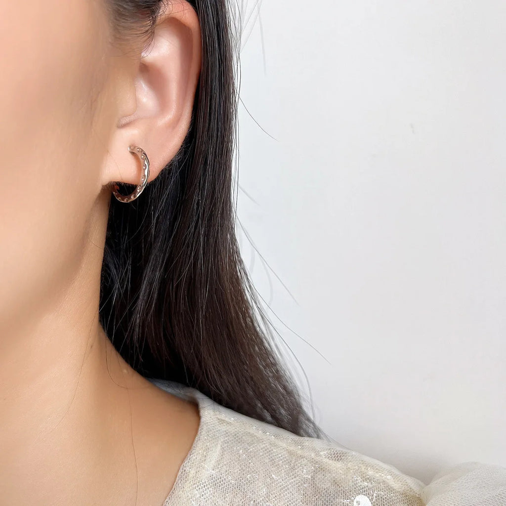 Minimalist Silver Alloy Small Hoop Silicone Pad Stud & Clip On No Piercing Korean Casual Earrings