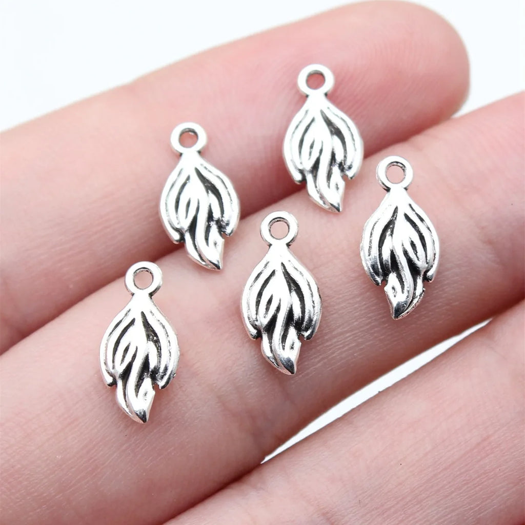 13x6.5mm 0.35g Antique Silver Zinc Alloy Leaf Charm Pendant for Garment Accessory DIY Jewelry Making