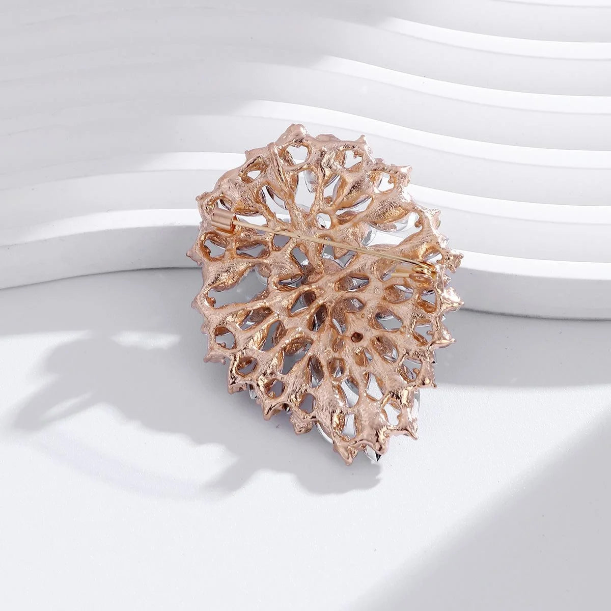 Luxury Blue Crystal Flower Brooch, Exaggerated Alloy Rhinestone Corsage Lapel Pin For Women's Suits