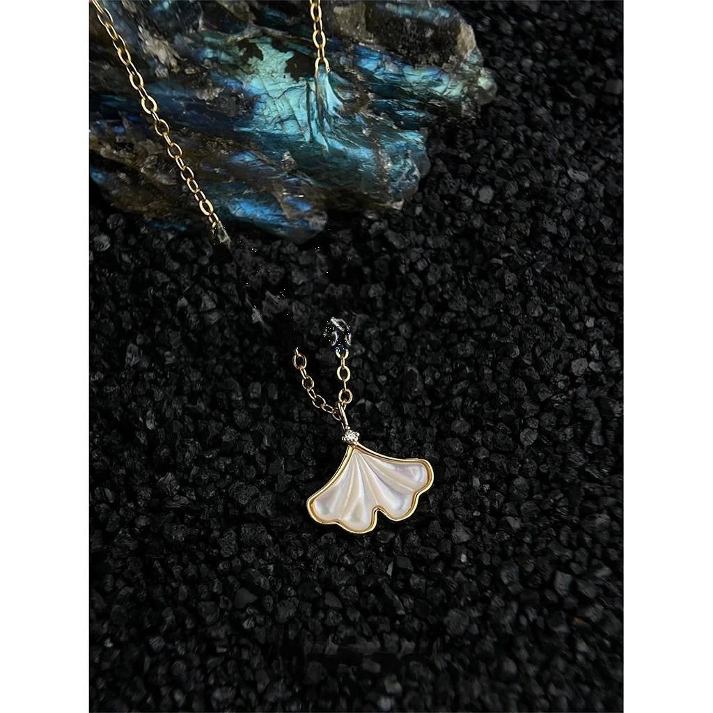 Tarnish Resistant 18K Gold Plated Copper Mother Of Pearl Ginkgo Leaf Luxury Necklace
