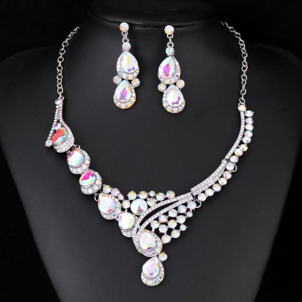 Luxury Green Teardrop Crystal Rhinestone Jewelry Set, Elegant Statement Necklace Earrings For Banquet