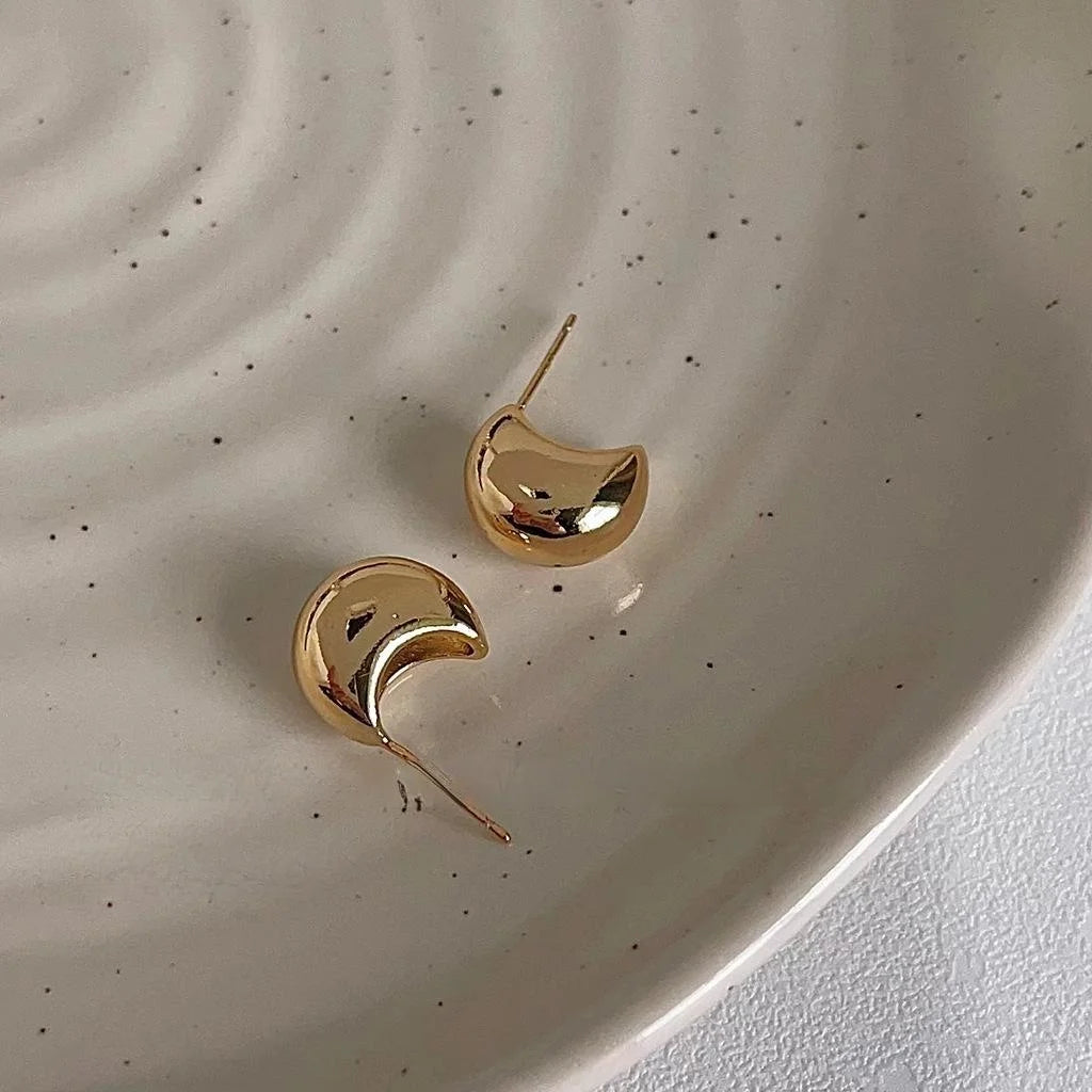 14K Gold Plated Copper Smooth Oval Bean Stud Earrings Elegant Minimalist Geometric Jewelry