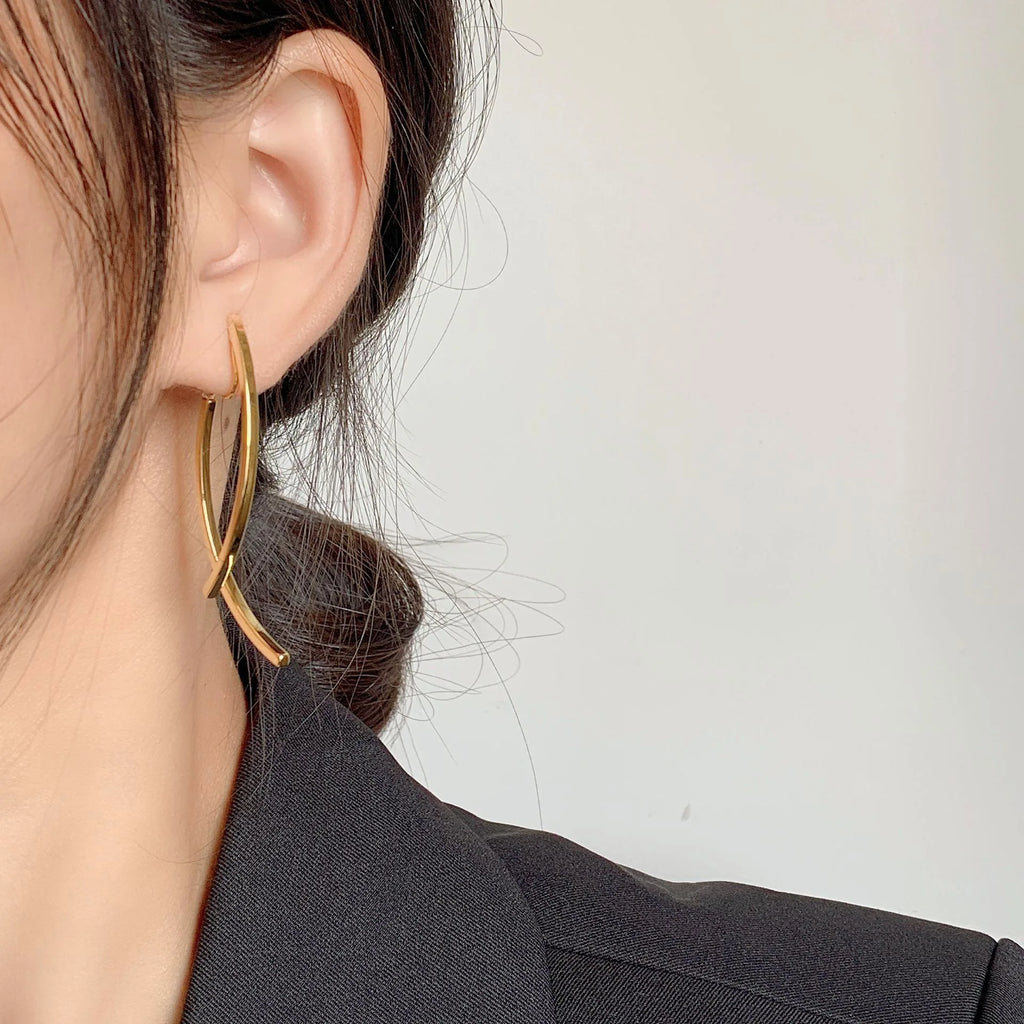 Elegant Smooth Alloy Crossed Arc Hoop Stud & Clip On No Piercing French Minimalist Drop Earrings