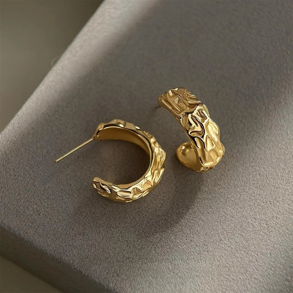 14K Gold Plated Copper C Shape Hoop Earrings Textured Geometric Minimalist Luxury Style