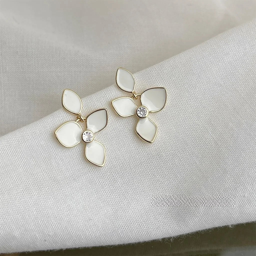 Elegant French White Iris Flower Enamel Zircon Copper Stud Earrings With Silver Plated Pins