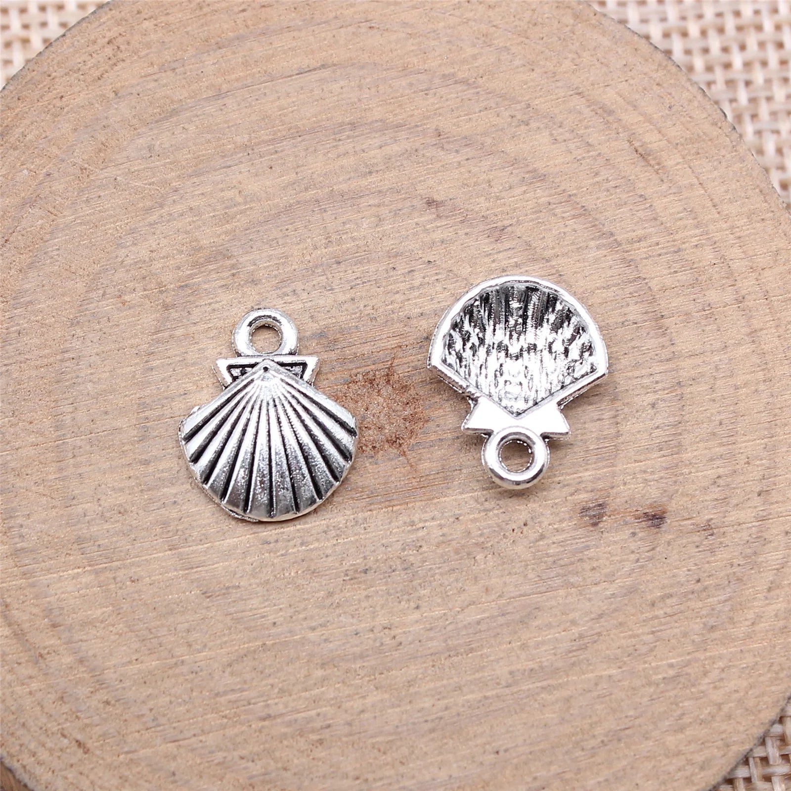 14x11mm 0.8g Antique Silver Zinc Alloy Scallop Shell Charm Pendant for DIY Ocean Jewelry Making