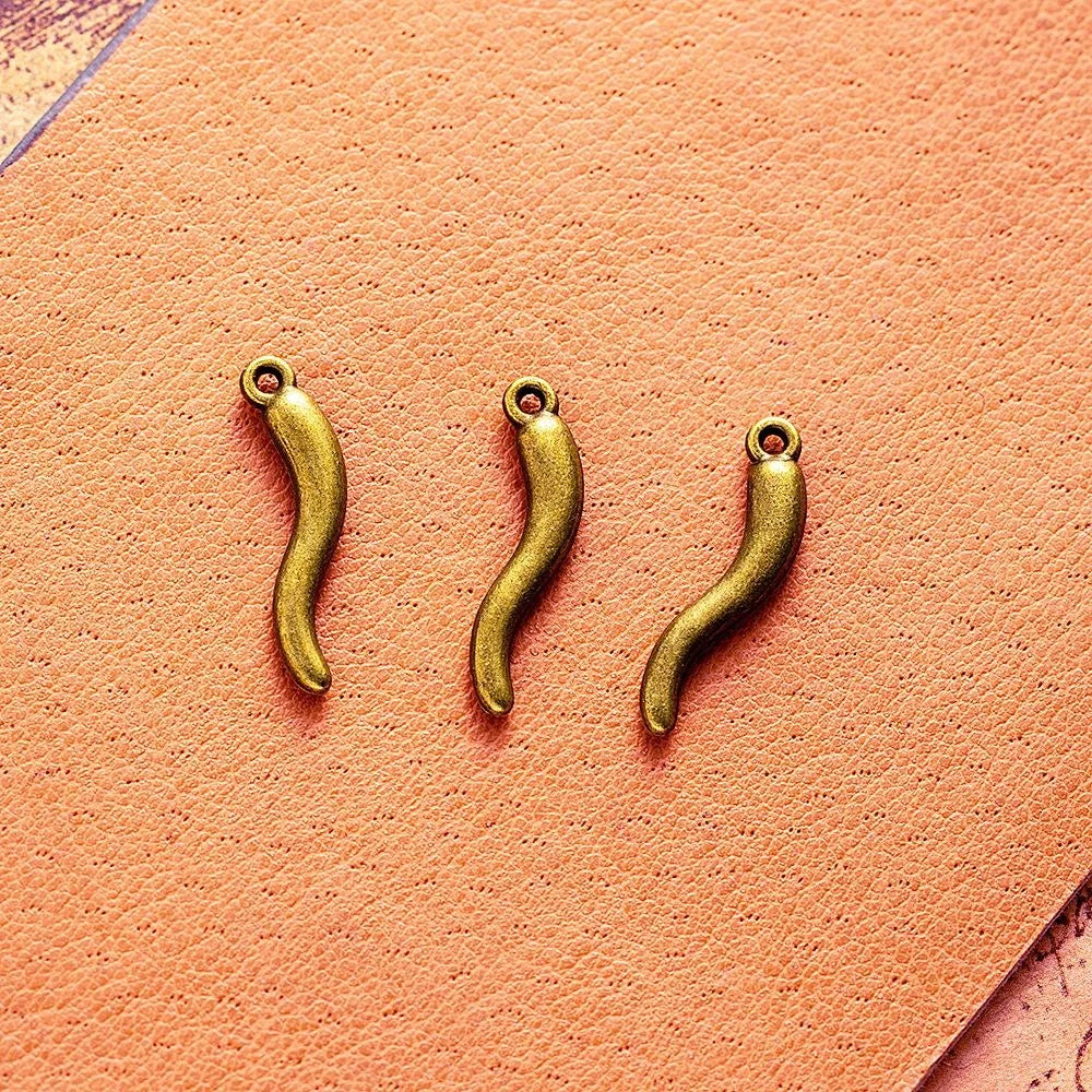 21x6MM Antique Silver Zinc Alloy Chili Pepper Double Sided Charm Pendant for DIY Necklace Bracelet Jewelry Making