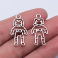 26x14mm 1.2g Antique Silver Zinc Alloy Astronaut Frame Charm Pendant for DIY Jewelry Making