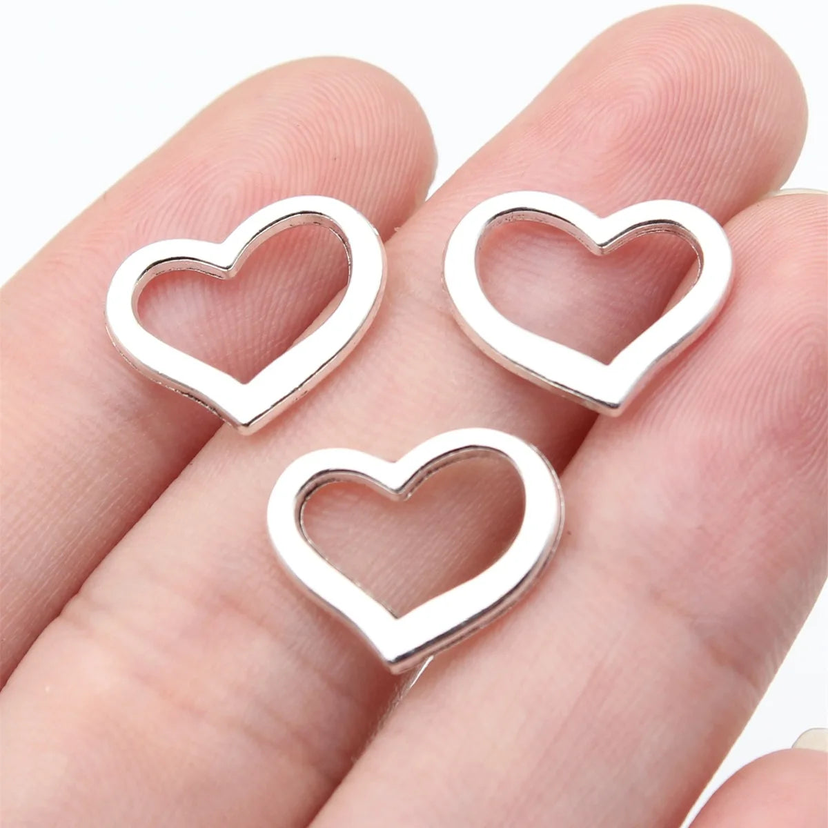 15.6x12.5mm 0.83g Antique Silver Zinc Alloy Hollow Heart Charm Pendant for DIY Necklace Bracelet