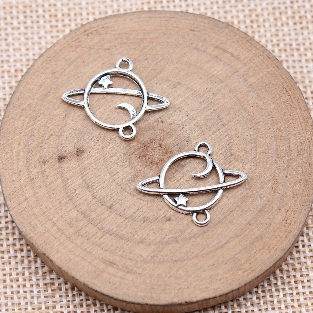 18x22mm 0.62g Antique Silver Zinc Alloy Celestial Charm Pendant for Handmade Necklace Bracelet Jewelry