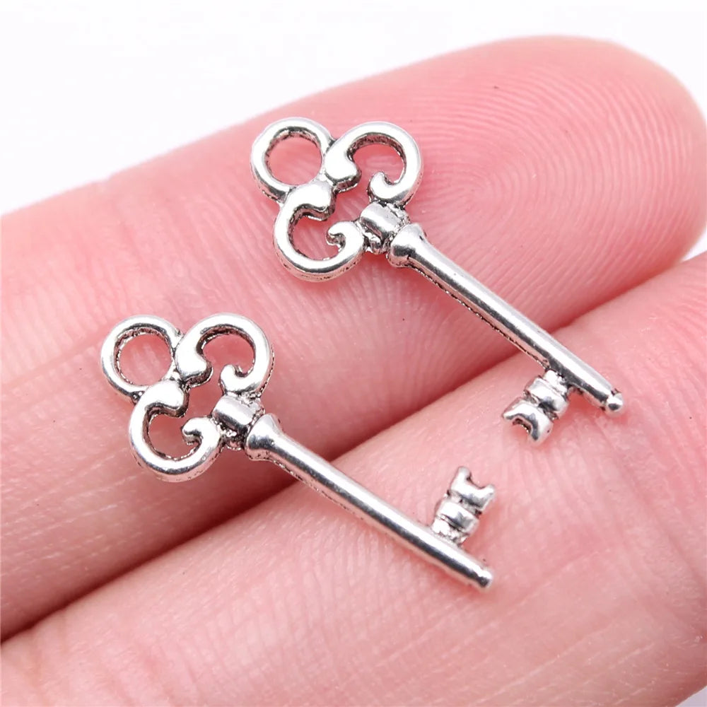 21x9mm 0.5g Antique Silver Zinc Alloy Key Charm Pendant for DIY Bracelet Necklace Jewelry Making