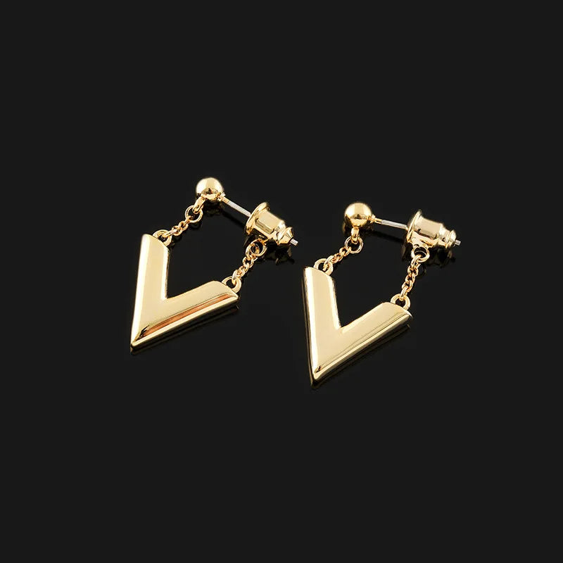 Luxury Gold Alloy Smooth V Letter Drop Stud & Clip On No Piercing Minimalist Chain Dangle Earrings
