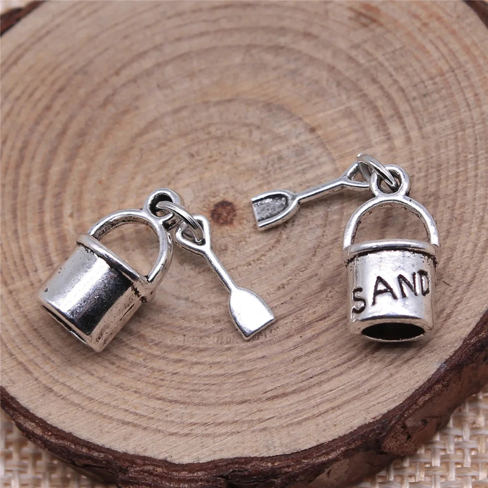 28x9mm 2g Antique Silver Zinc Alloy Beach Bucket and Shovel Charm Pendant for DIY Jewelry Making