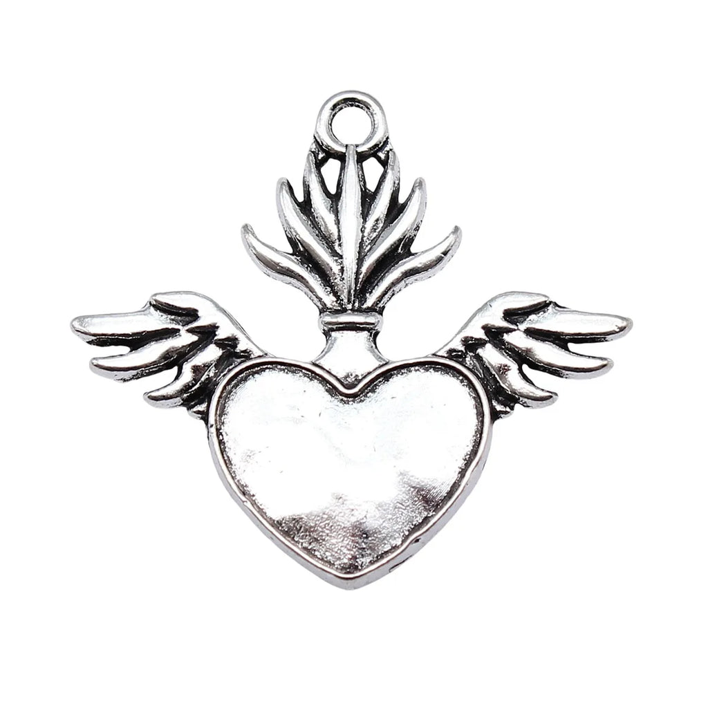 33x30mm 3.4g Antique Silver Zinc Alloy Gothic Heart Charm Pendant for DIY Necklace Bracelet Making