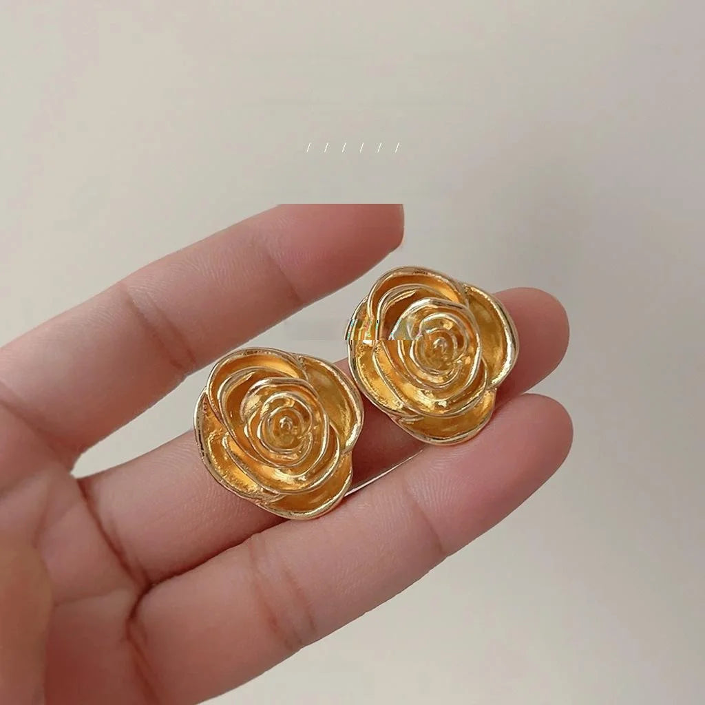 Vintage 14K Electroplated Copper Flower Stud Earrings Statement Jewelry