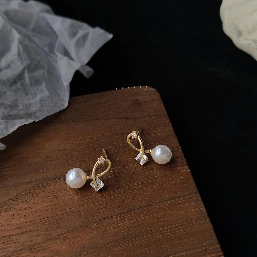 Korean Japanese Irregular Geometric Copper Stud Earrings With Cross Pearl Zircon Design