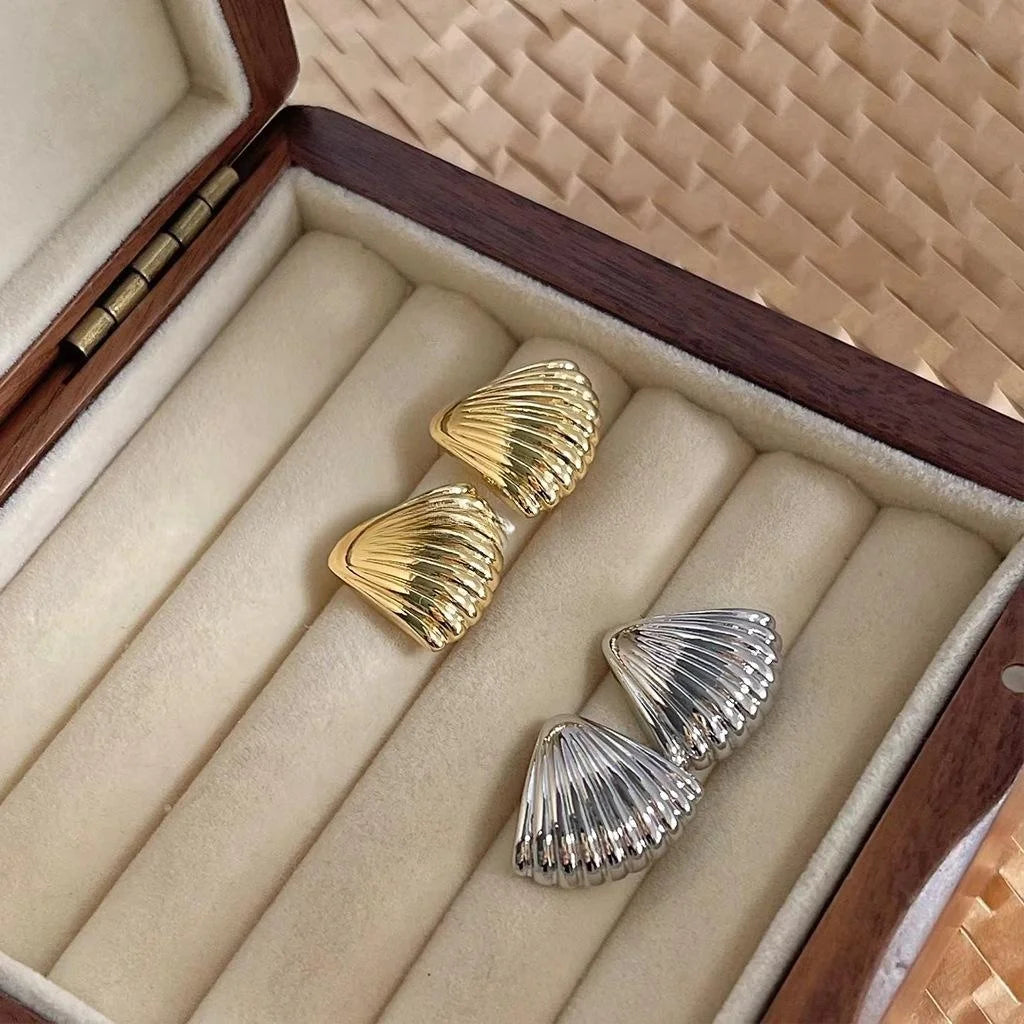 14K Gold Plated Copper Shell Geometric Stud Earrings Elegant Fashion Jewelry