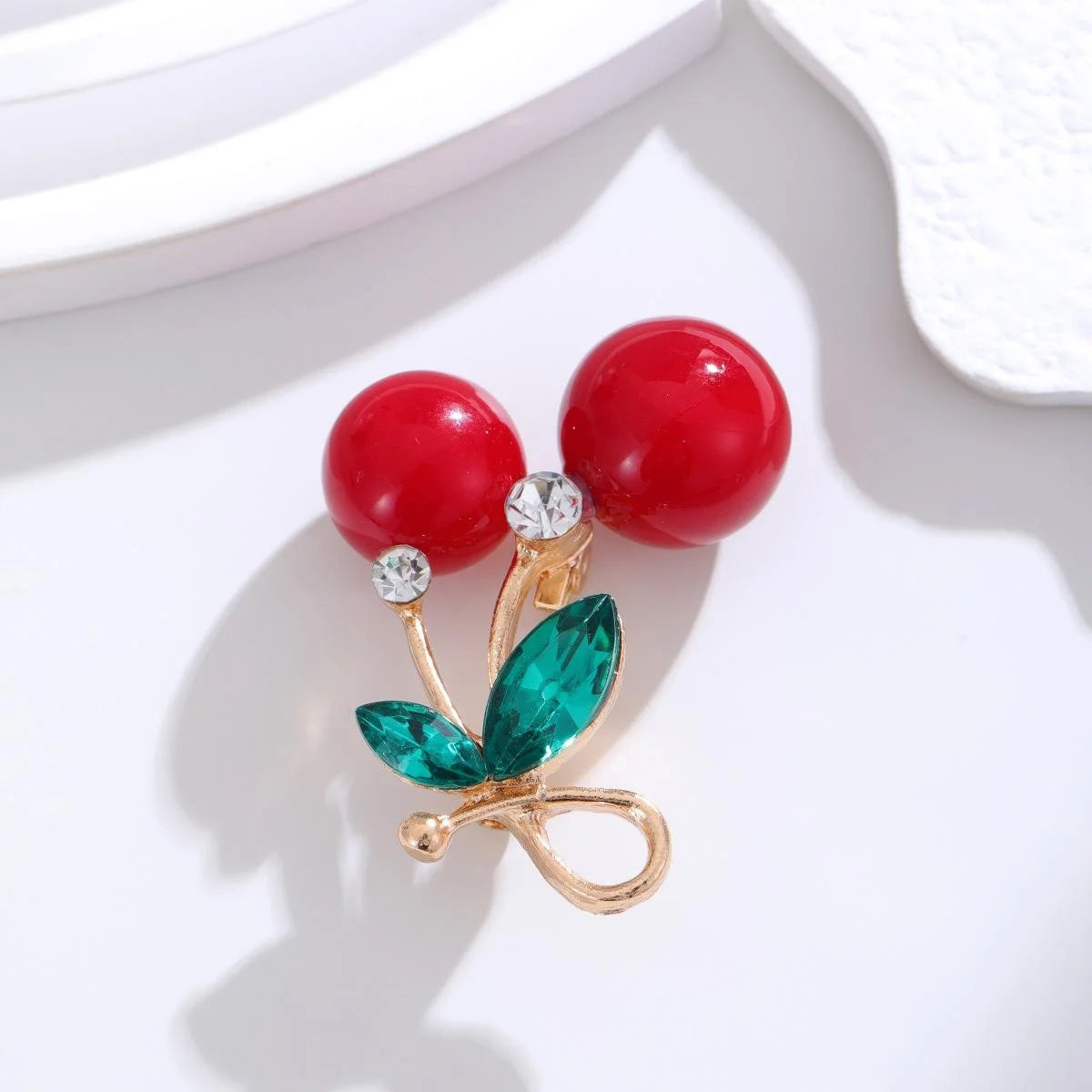 Cute 3D Cherry Brooch With Rhinestone Crystal Leaves, Gold Alloy Lapel Pin Corsage For Women's Suit Gift