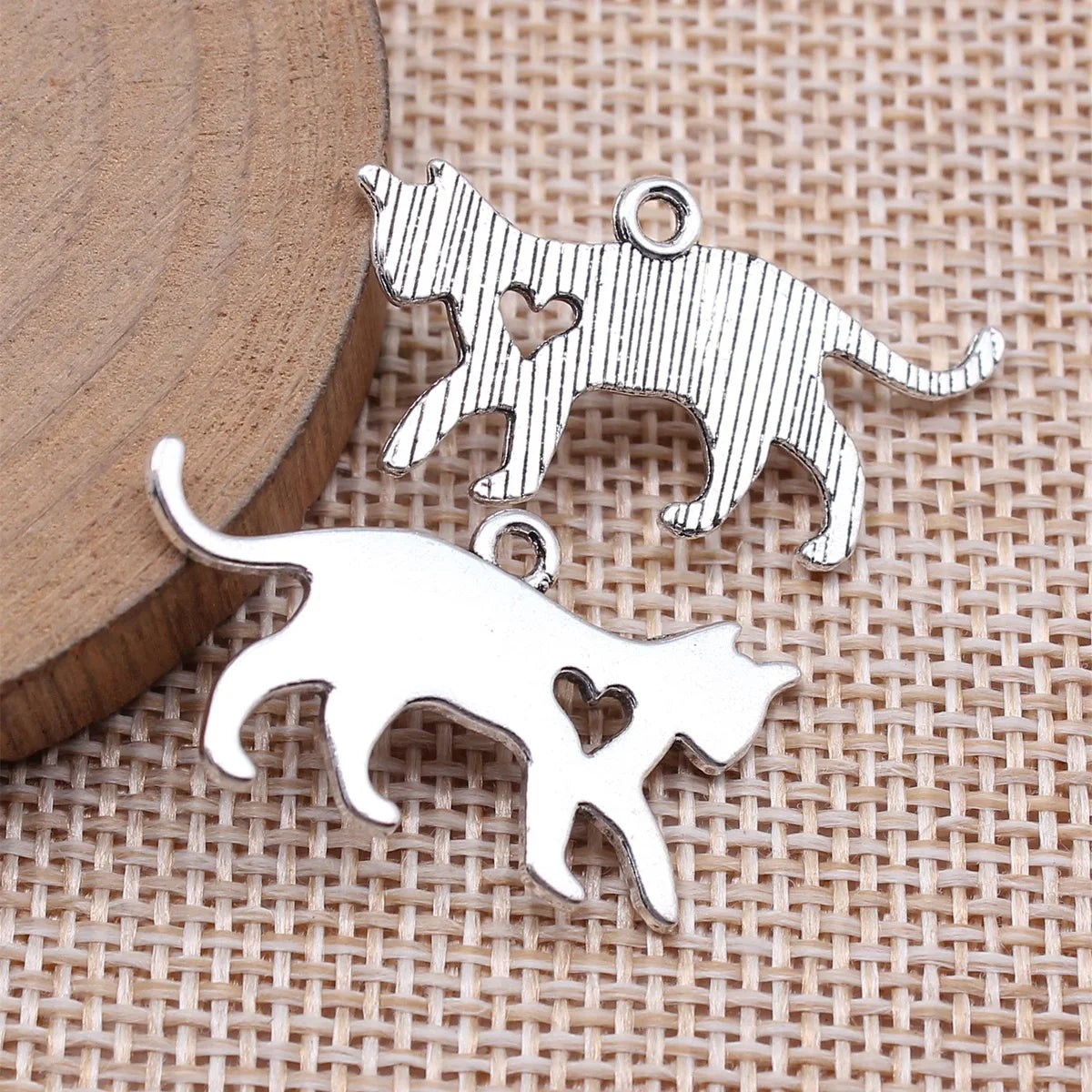 17x31mm 1.9g Multicolor Zinc Alloy Heart Cat Charm Pendant for DIY Necklace Bracelet Jewelry Making