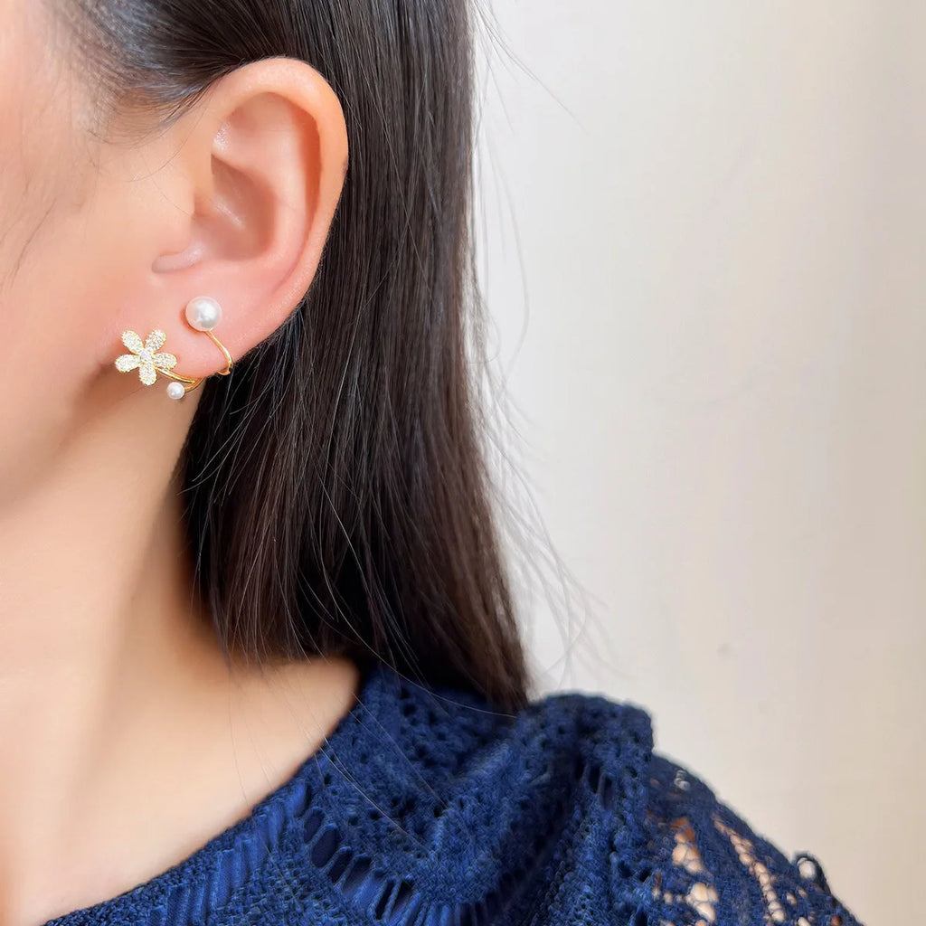 Luxury Pearl Flower Rhinestone Spiral Stud & Clip On No Piercing Gold Alloy Drop Women's Earrings