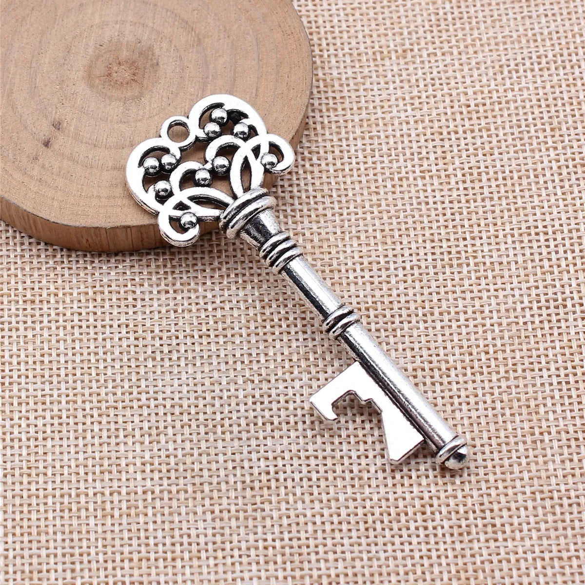77x27mm 14.3g Multicolor Zinc Alloy Bottle Opener Charm Pendant for Keychain Jewelry Accessories
