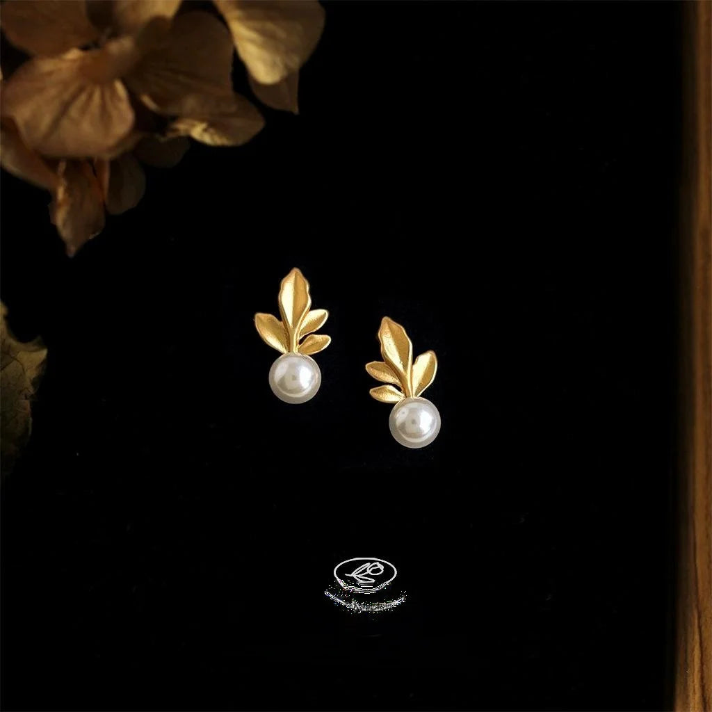 Minimalist Matte Maple Leaf Stud Earrings Copper For Women