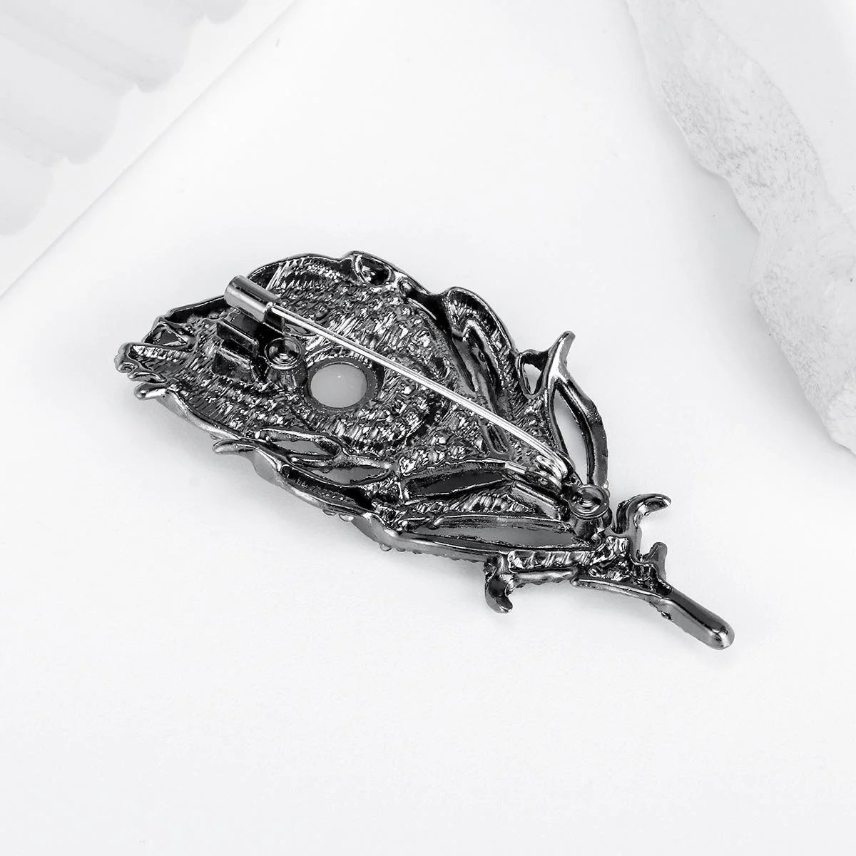 Vintage Peacock Feather Eye Brooch With Pearl And Green Rhinestones, Luxury Lapel Pin Suit Accessory