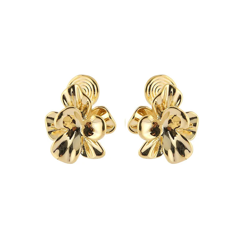 Luxury Gold Alloy 3D Flower Stud & Clip On No Piercing Vintage Floral Statement Women's Earrings
