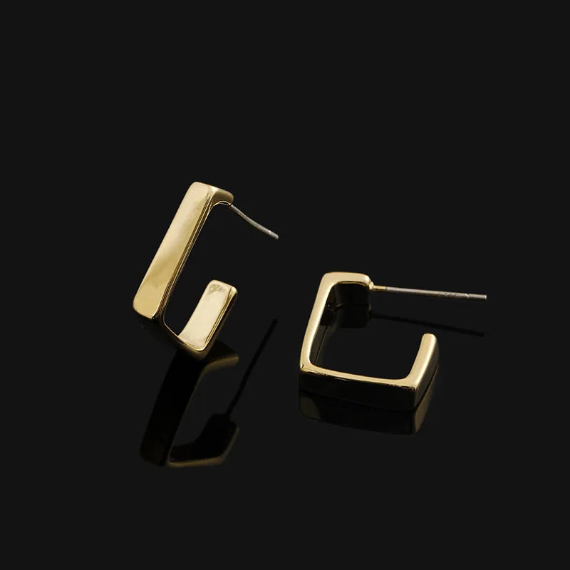 Elegant Gold Alloy Spiral Coil Geometric Stud & Clip On No Piercing Minimalist Metal Earrings