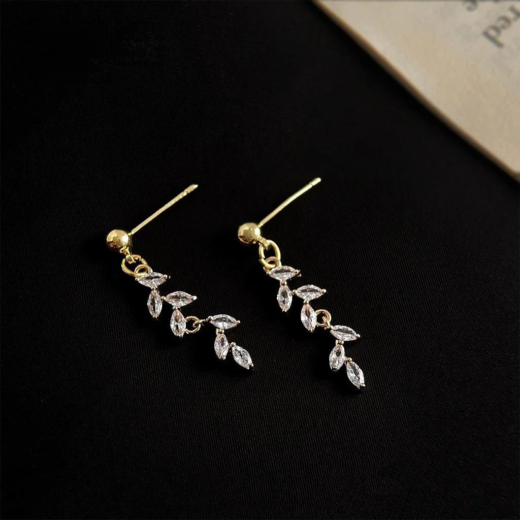 Sparkly Long Wheat Leaf Zircon Copper Drop Earrings, Light Luxury Minimalist Jewelry