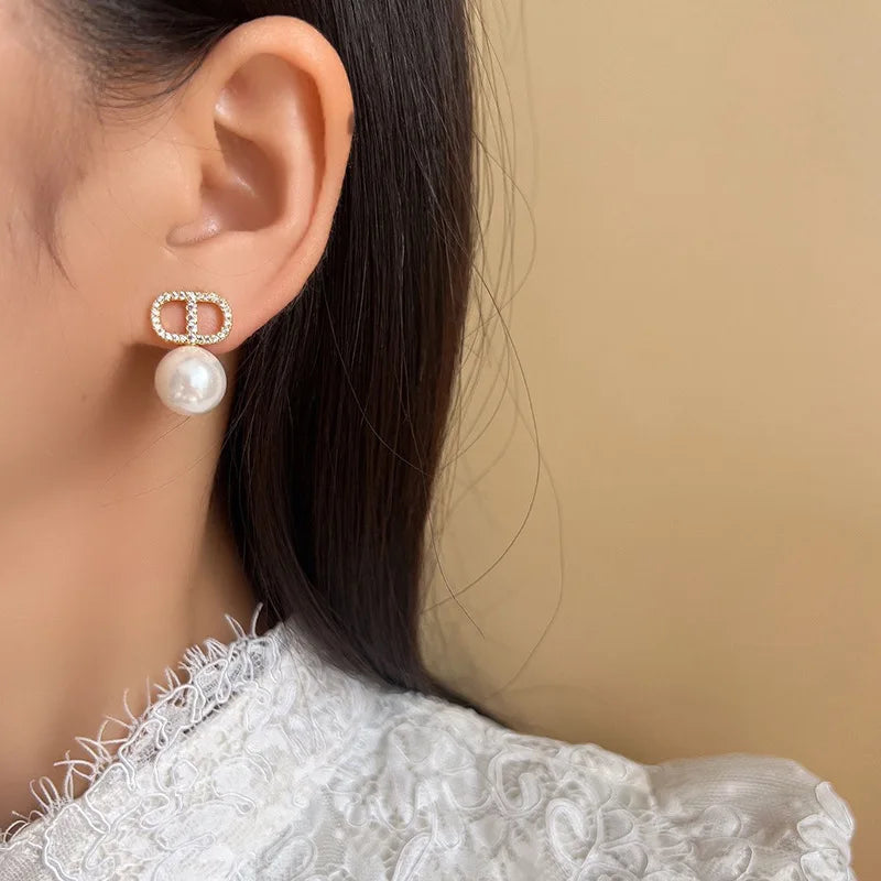 Elegant Luxury Micro Pave Zircon CD Letter Faux Pearl Alloy Stud & Clip On No Piercing Earrings