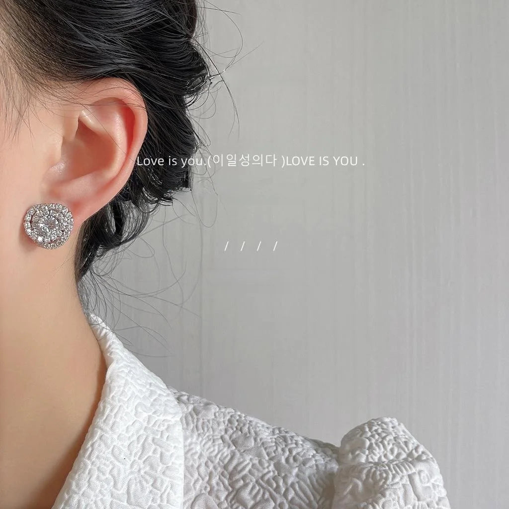 Light Luxury Copper Micro Pave Zircon Round Geometric Stud Earrings With Multi Layer 3D Line Design