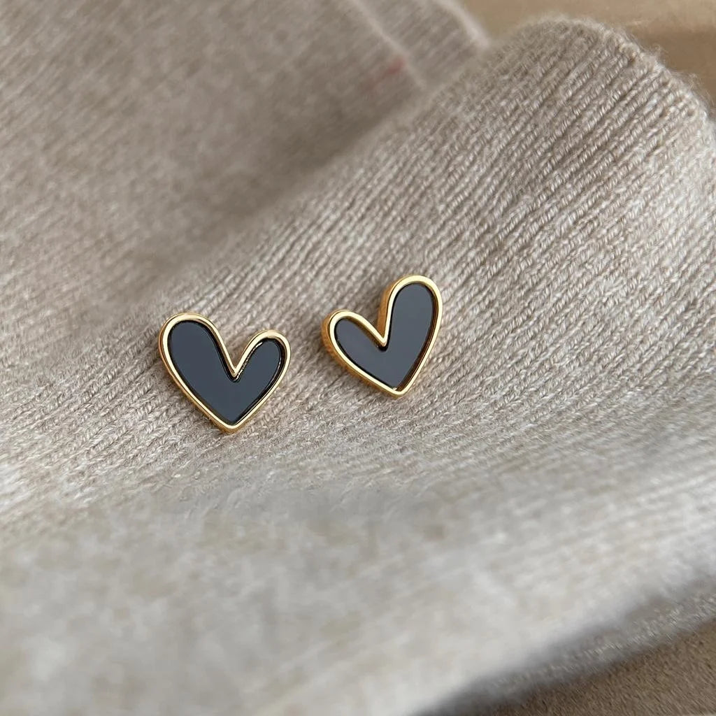 Korean Minimalist 14K Plated Copper Heart Stud Earrings Black White Fashion Jewelry