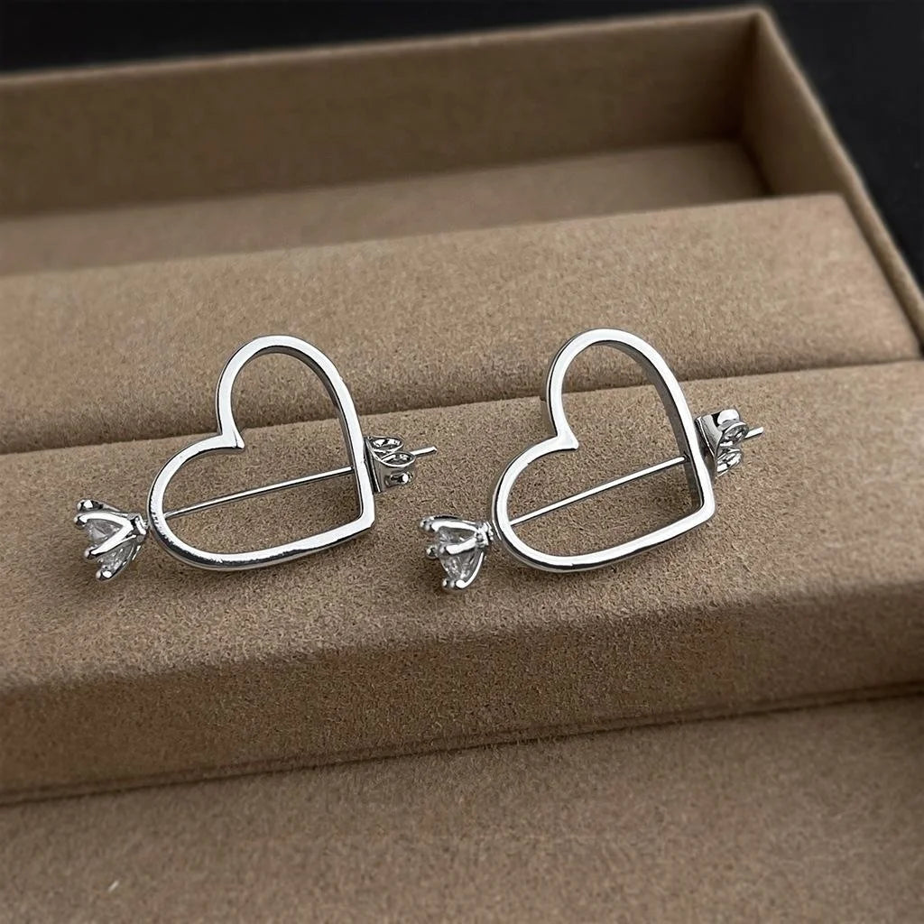 Niche Minimalist Silver Geometric Smooth Eco-Friendly Copper Stud Earrings For Daily Wear