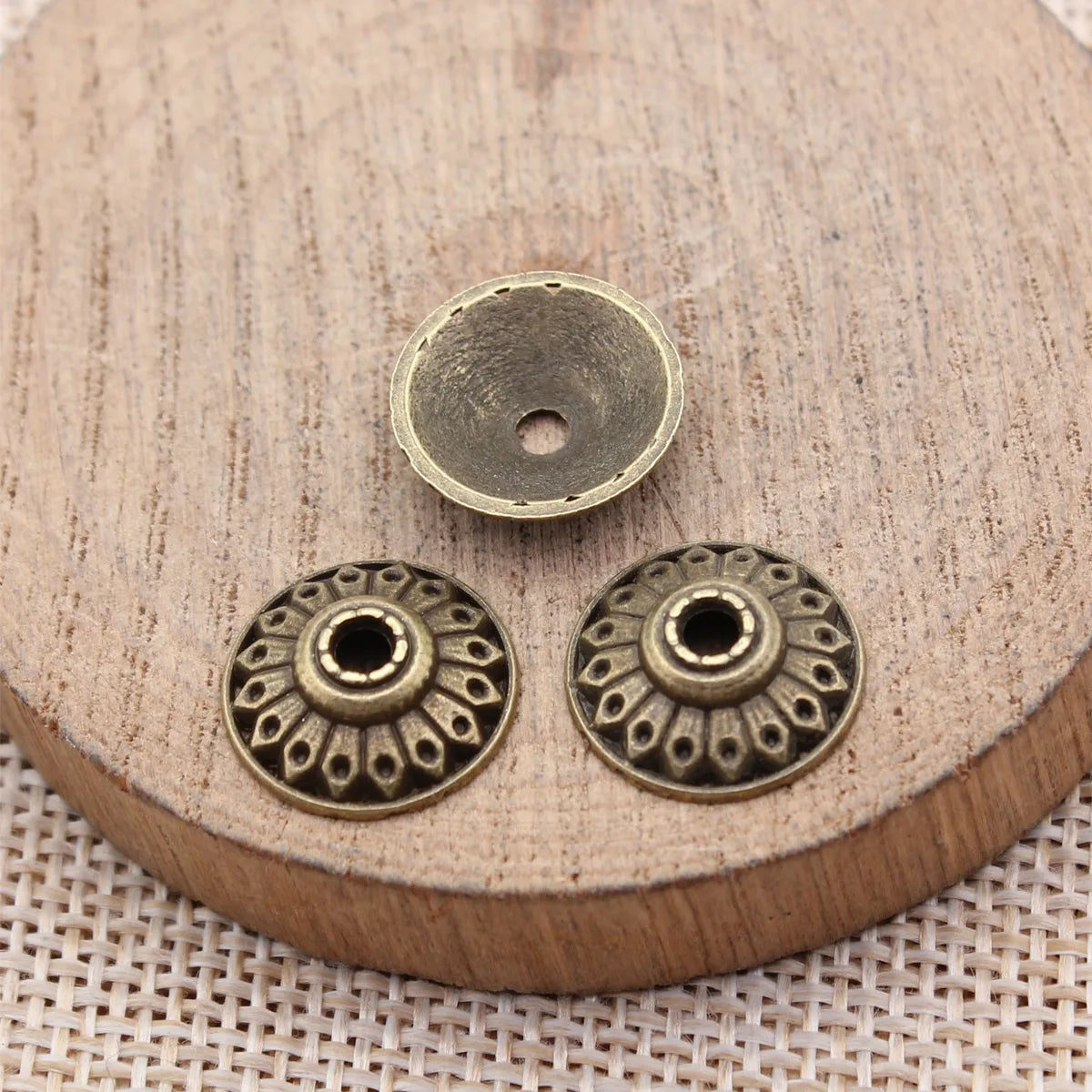14x14x4.2mm 0.89g Multicolor Zinc Alloy Flower Bead Caps for Beaded Bracelet Necklace DIY Jewelry