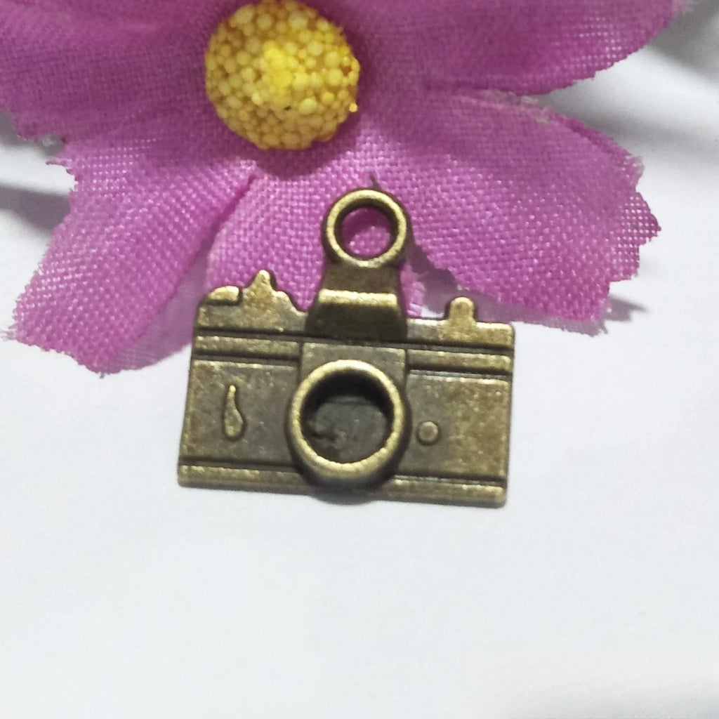 15x14MM Antique Silver Zinc Alloy Camera Charm Pendant for DIY Necklace Bracelet Jewelry Making
