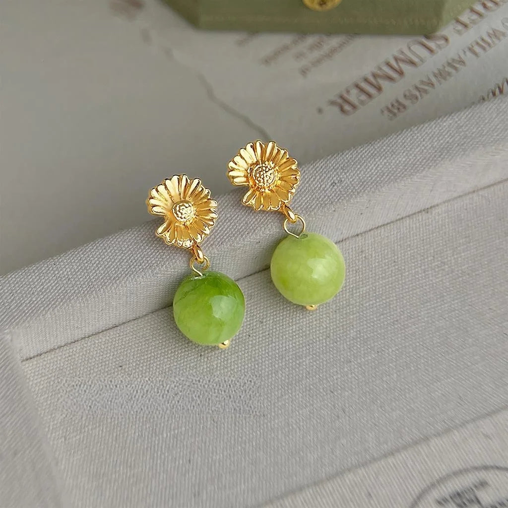 Forest Style Green Daisy Natural Stone Drop Earrings, Eco Friendly Copper Handmade Floral Jewelry