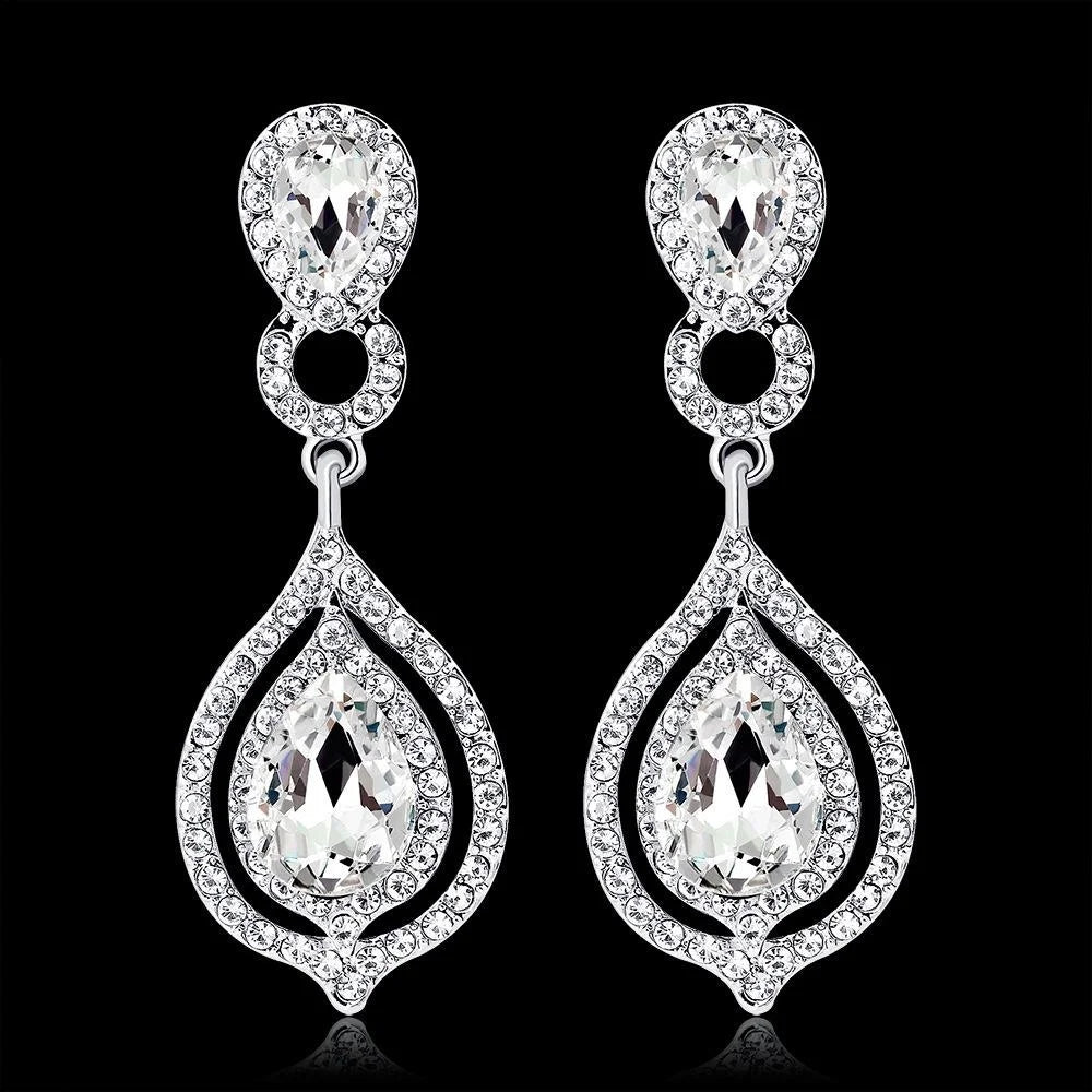 Luxury Teardrop Rhinestone Alloy Brooch With Sparkling Crystal Bridal Lapel Pin Corsage Suit Accessory Gift