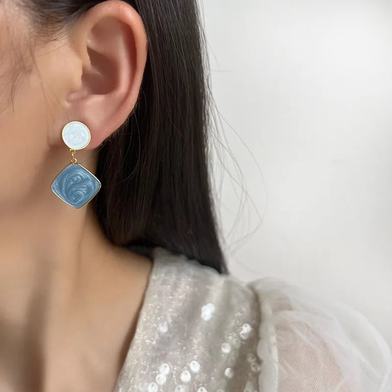 Elegant Asymmetric Blue White Enamel Alloy Geometric Disc Stud & Clip On No Piercing Drop Earrings