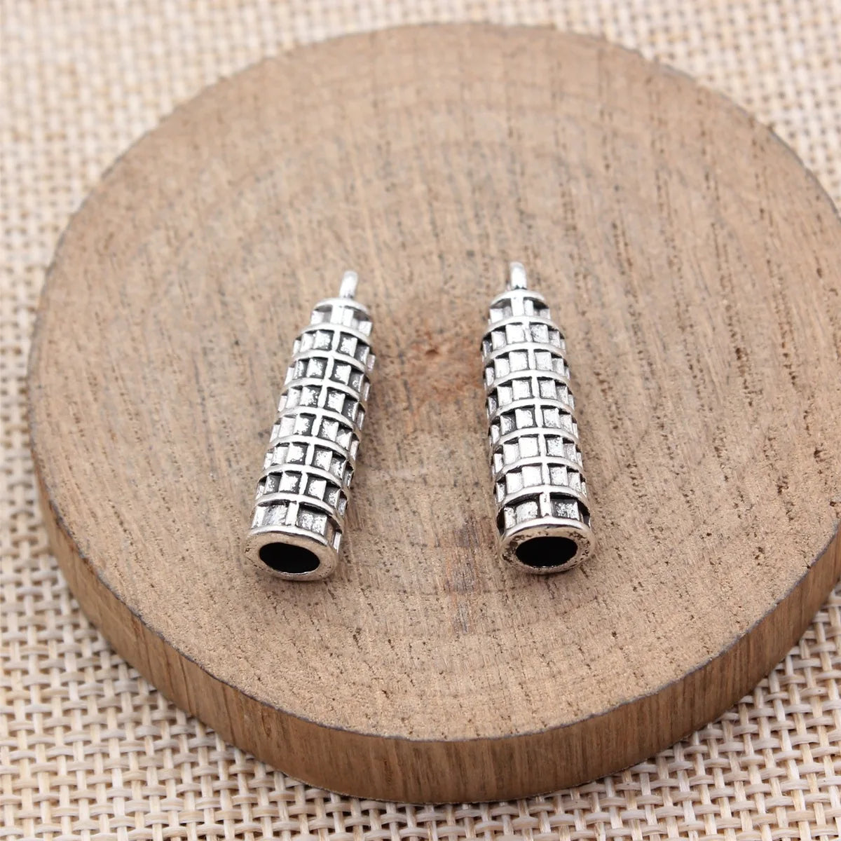25x7mm 2.5g Antique Silver Zinc Alloy Leaning Tower of Pisa Charm Pendant for DIY Travel Jewelry