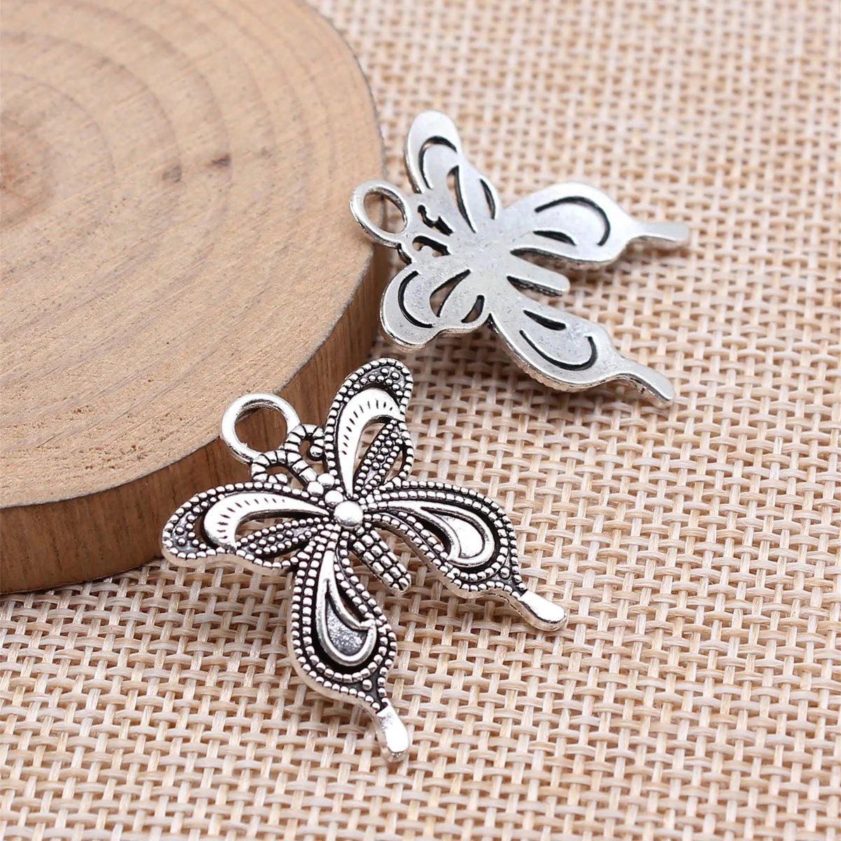 27x25mm 2.9g Multicolor Zinc Alloy Butterfly Charm Pendant for DIY Notebook Necklace Jewelry Making