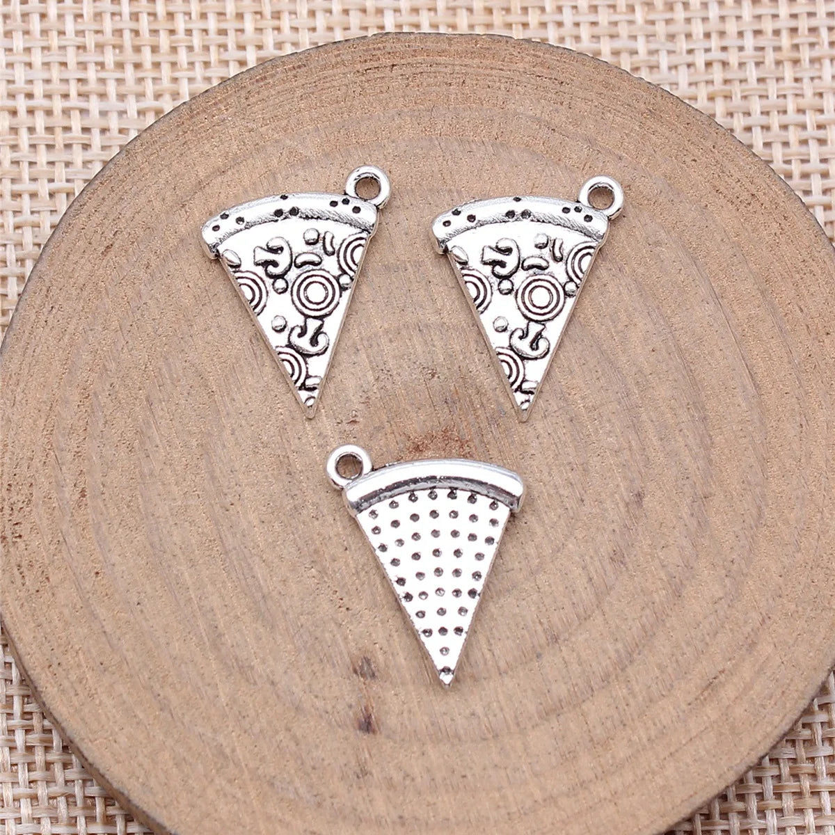 19x14mm 1.1g Antique Silver Zinc Alloy Cake Slice Charm Pendant for DIY Necklace Bracelet Making