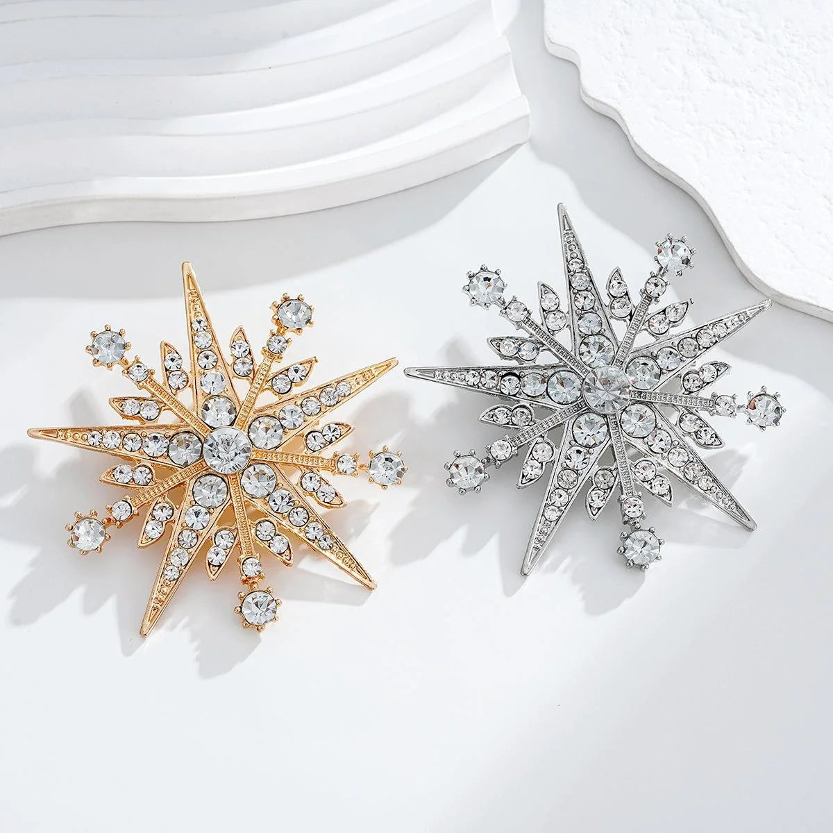 Elegant Eight-Point Star Snowflake Brooch, Alloy Rhinestone Lapel Pin Corsage For Suits Coats And Gifts